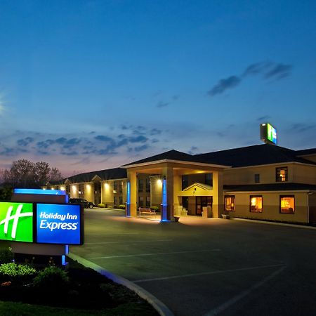 Holiday Inn Express London-I-70 By Ihg Bagian luar foto