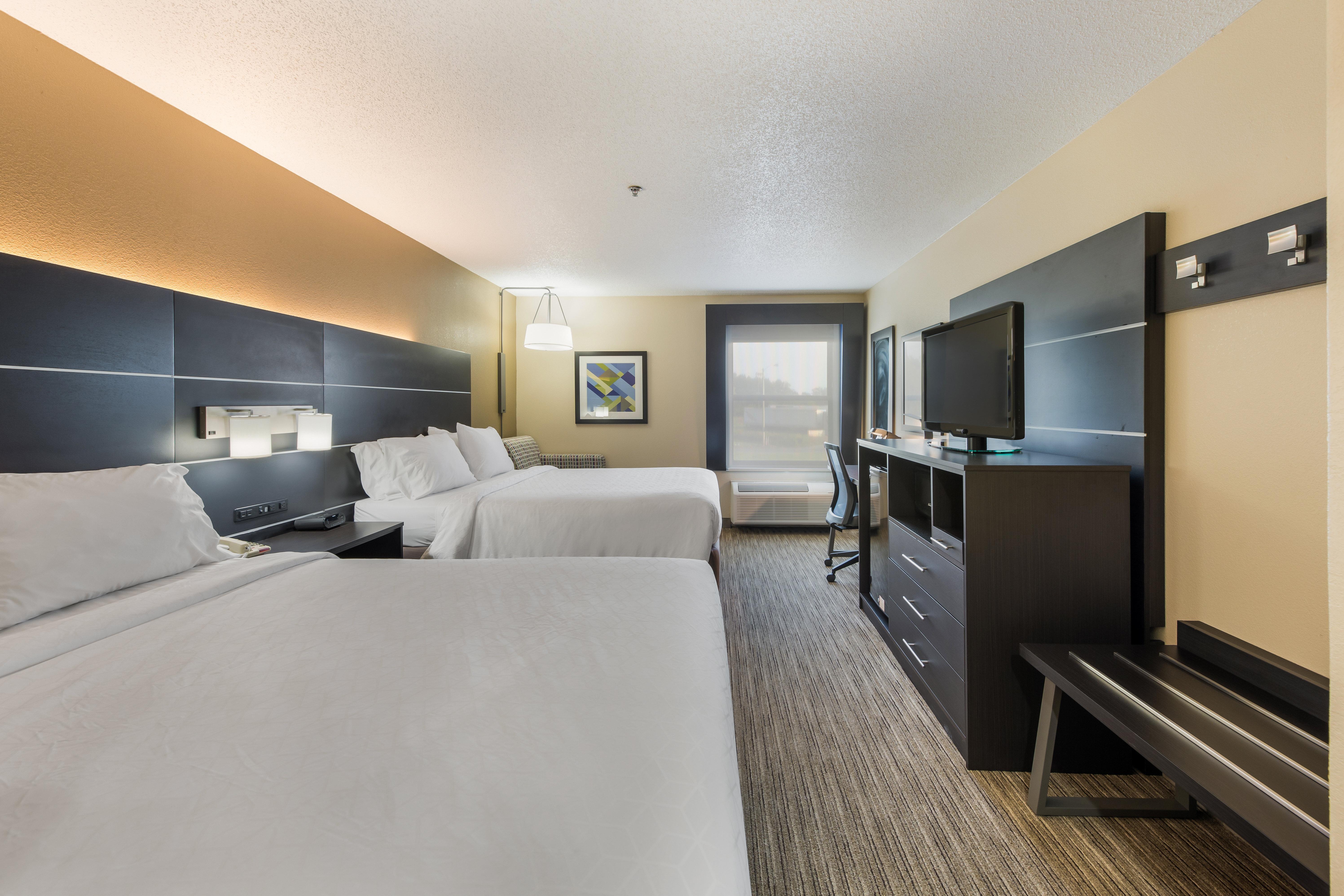 Holiday Inn Express London-I-70 By Ihg Bagian luar foto