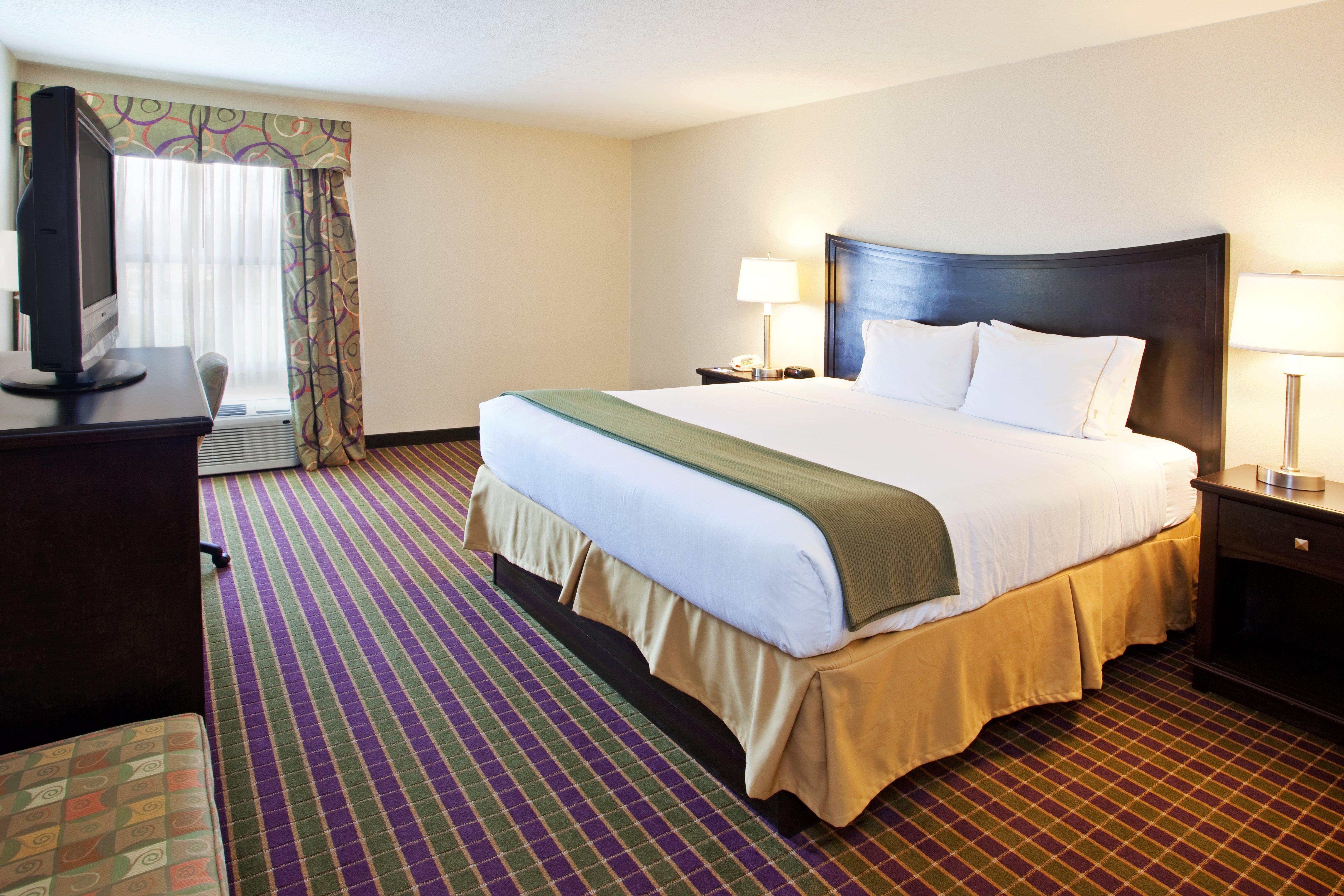 Holiday Inn Express London-I-70 By Ihg Bagian luar foto