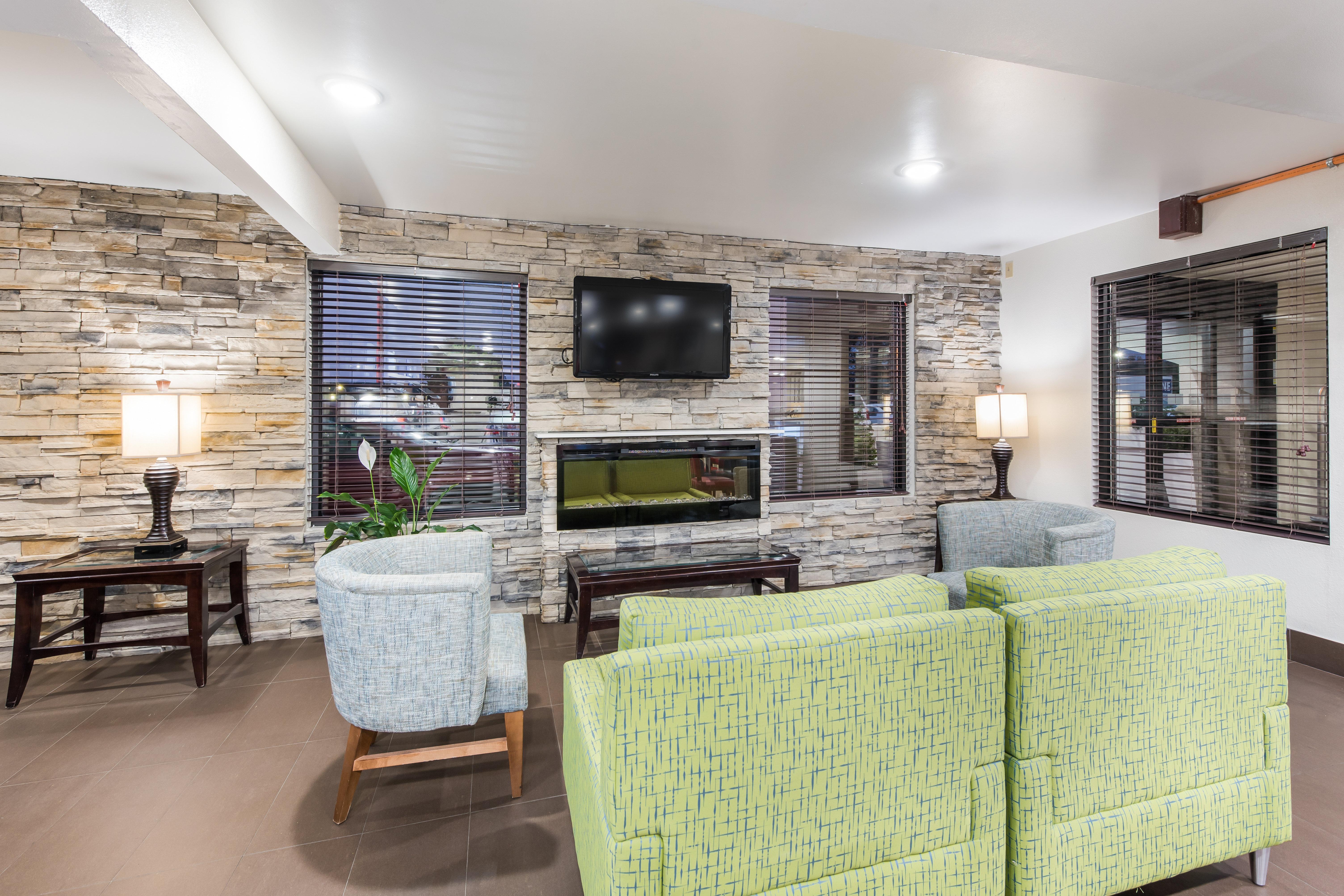 Holiday Inn Express London-I-70 By Ihg Bagian luar foto