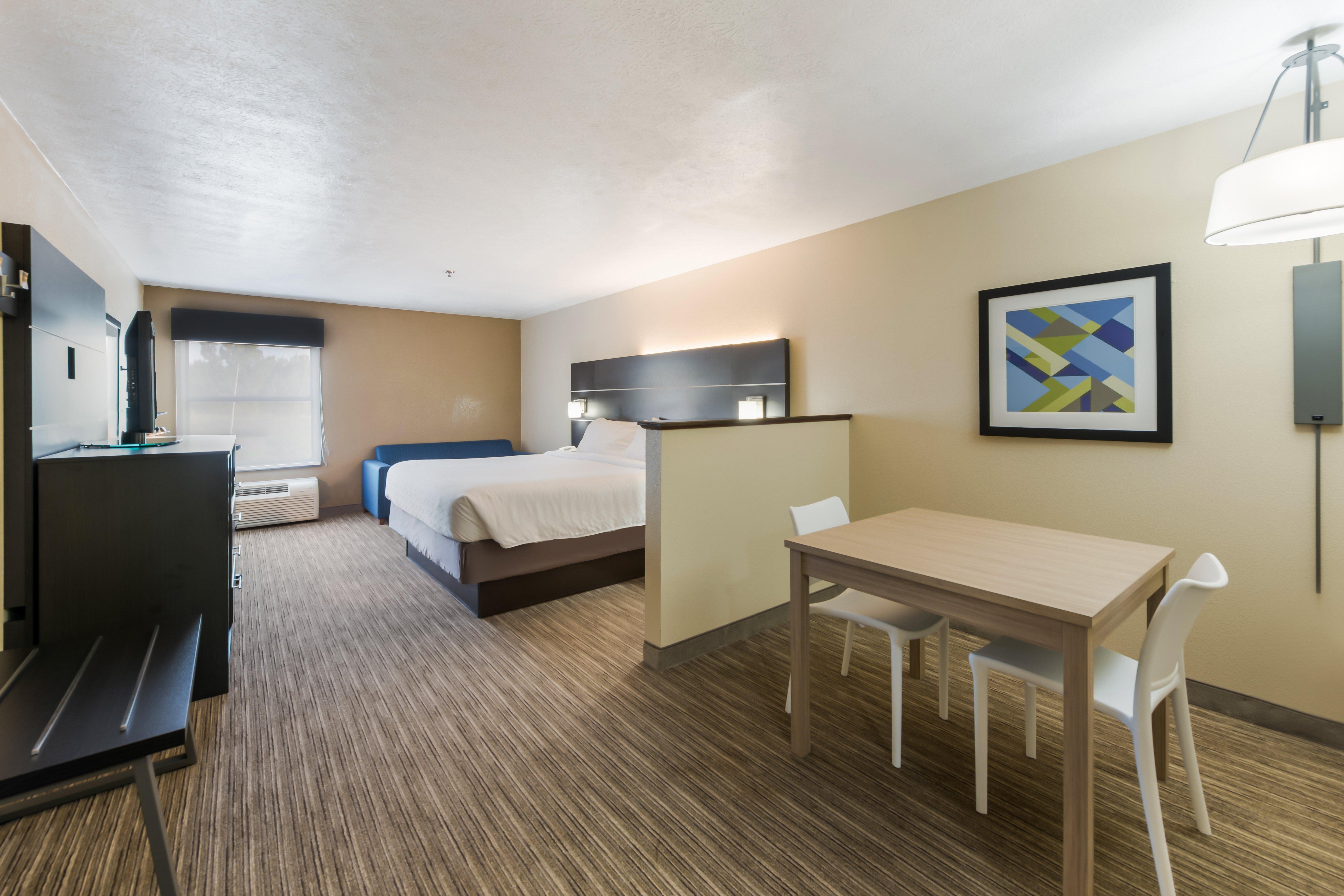 Holiday Inn Express London-I-70 By Ihg Bagian luar foto